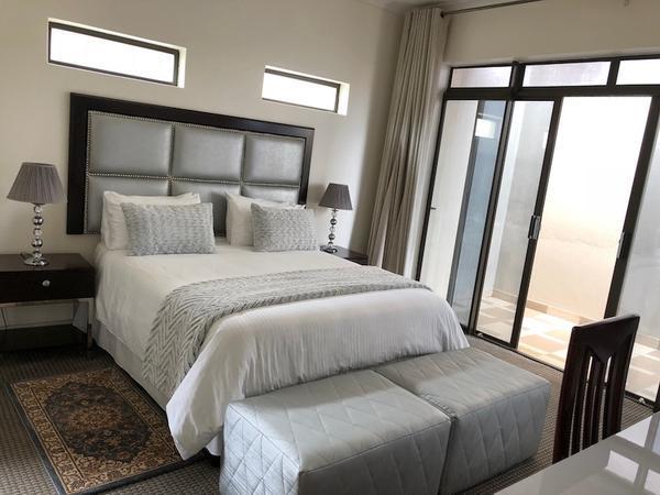 Coral Beach Bed & Breakfast Іст-Лондон Екстер'єр фото